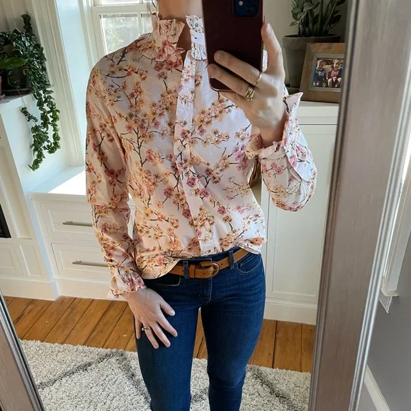 J.Crew ruffle neck floral shirt. - Picture 3 of 13